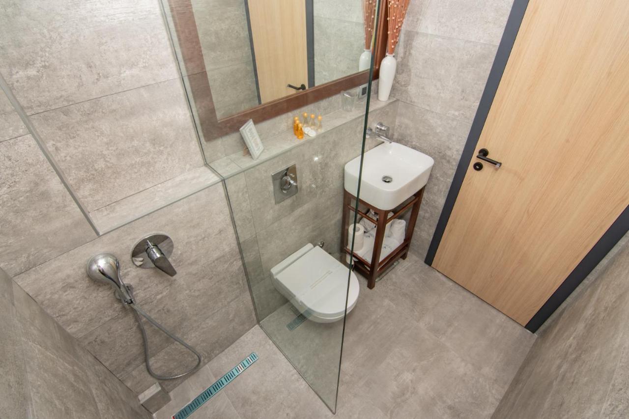 Hotel Perla - Annexes Херцег-Нови Экстерьер фото