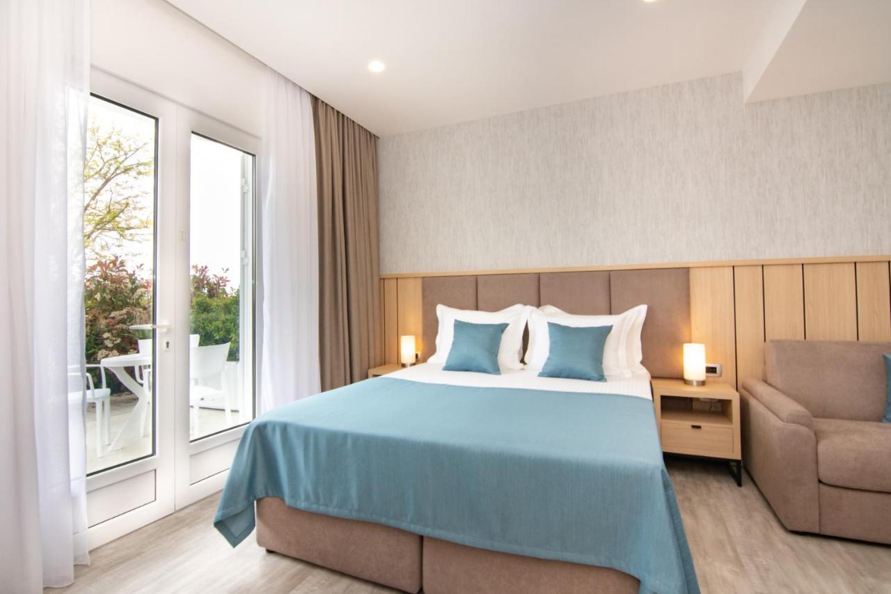 Hotel Perla - Annexes Херцег-Нови Экстерьер фото